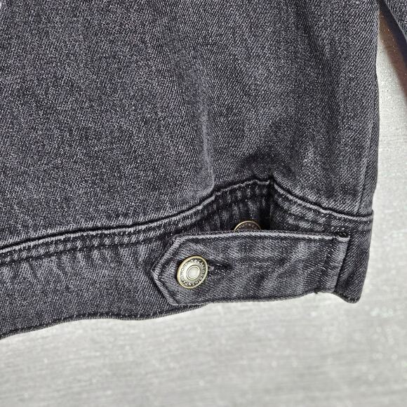 Beetlejuice Cakeworthy Jean Jacket Dark Grey Wash Denim Size Medium 100% Cotton - Picture 9 of 16